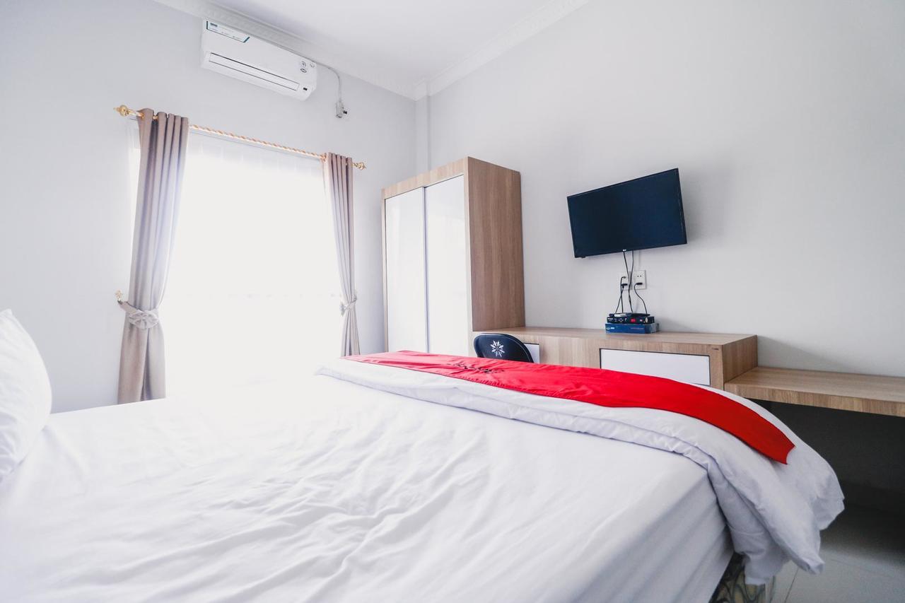 Reddoorz Near Hermes Place Polonia Medan Dış mekan fotoğraf