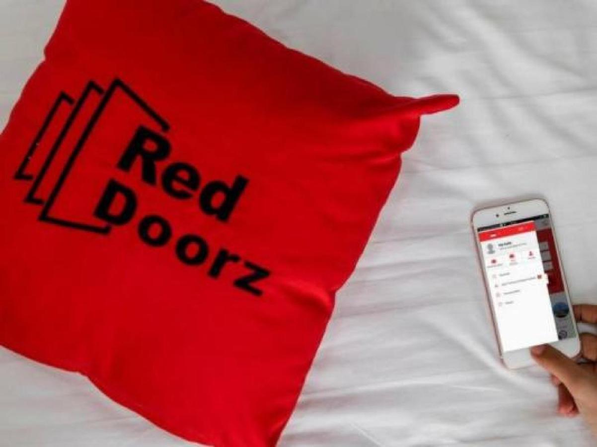 Reddoorz Near Hermes Place Polonia Medan Dış mekan fotoğraf